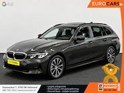 BMW 3-serie - Touring 330e Sportline Panoramadak Navi Carplay Cruise Contr
