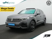 Volkswagen Touareg - 3.0 TSI 340 pk tiptronic R-Line | Panoramadak | Trekhaak | L
