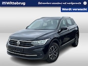 Volkswagen Tiguan - 1.4 TSI eHybrid 245pk DSG Life / Trekhaak / Virtual Cockpit