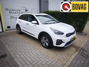 Kia Niro - 1.6 GDi ExecutiveLine Pano| Leder| Trekhaak| JBL