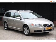 Volvo V70 - 2.5T Summum CNG/Xenon/Leer/Navigatie/Parkeersensor