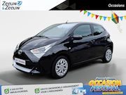 Toyota Aygo - 1.0 VVT-i x-play | ACHTERUITRIJCAMERA | 5 DEURS | TELEFOON |