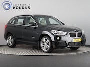 BMW X1 - sDrive20i Centennial High Executive M-Sport (NL-Auto / Afn. 