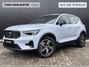 Volvo XC40 - 2.0 B4 Plus Dark Elekt. stoelverstelling / park assist V+A /