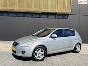 Kia Ceed - 2.0 X-ecutive | Airco | LM velgen | AUX | Elektr r