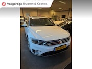 Volkswagen Passat - Variant 1.4 TSI GTE Highline / Panoramadak / Leder / Trekhaa
