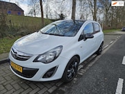 Opel Corsa - 1.2-16V Cosmo automaat , airco ,