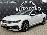 Volkswagen Passat - 1.4 TSI PHEV GTE Automaat / Apple Carplay / Pano /