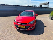 Opel Astra - 1.4 Turbo Color Edition