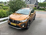 Dacia Sandero - Stepway 1.0 TCe 90 AUTOMAAT AIRCO CARPLAY NAVIGATIE CRUISE C