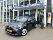 Toyota Aygo - 1.0 VVT-i X-Play I Camera I Cruise control I Airco I LM velg