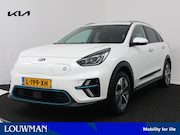 Kia e-Niro - DynamicPlusLine 64 kWh | Schuif-Kanteldak | Stuur-/Stoelverw