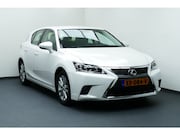 Lexus CT 200h - Sport Edition. Wit Metallic, Camera, Navi, Clima, 17"LMV All