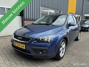 Ford Focus - 1.6-16V Futura AUTOMAAT TREKHAAK