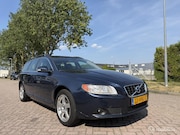 Volvo V70 - 1.6 T4 Momentum Automaat Dealer Onderhouden