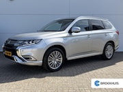Mitsubishi Outlander - 2.4 PHEV Intense / Trekhaak ( 1500 kg ) / Apple Carplay/Andr