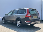 Volvo XC70 - 3.2 Momentum Youngtimer Automaat Trekhaak Leer Cruise Pdc Vo