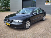 Volvo S60 - 2.4 Edition, Automaat, Airco, Trekhaak, APK 04/27