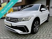 Volkswagen Tiguan - 1.4 TSI eHybrid R-Line LED*PANO-DAK*TREKHAAK*