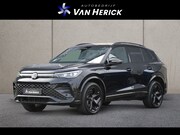 Volkswagen Tiguan - 1.5 eHybrid R-Line 272PK | Black Style | IQ Light | Trekhaak