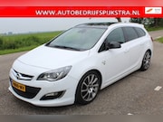 Opel Astra - 1.4 Turbo Sport // OPC-LINE / VEEL OPTIES