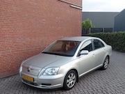 Toyota Avensis - 1.6 VVTi Linea Terra