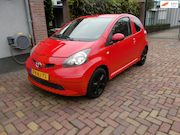 Toyota Aygo - 1.0-12V nwe apk bij aflevering 999 euro