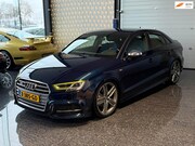 Audi A3 - Limousine 1.5 TFSI CoD Sport S Line Edition 2018 S3 Look Str