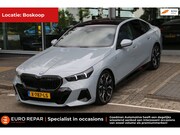 BMW 5-serie - 530e M-PAKKET VOL PANO TREKHAAK BTW-AUTO