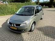 Renault Scénic - 2.0-16V BUSINESS LINE