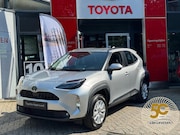 Toyota Yaris Cross - 1.5 Hybrid 115 Dynamic STOEL/STUUR VERW. PARKEERSENSOREN V+A