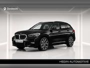 BMW X1 - sDrive20i High Executive | Trekhaak | M-Sport | Le