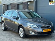 Opel Astra - Sports Tourer 1.4 Cosmo NAVI LEER CLIMA CRUISE TREKHAAK APK