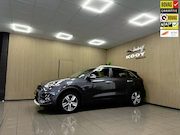 Kia Niro - Hybrid 1.6 GDi DynamicLine * Trekhaak / Carplay / LM Velgen 