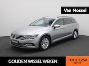Volkswagen Passat - Variant 1.5 TSI Business | Automaat | LMV | Parkeer sensoren