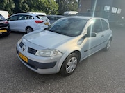 Renault Mégane - 1.6-16V Dynamique Comfort
