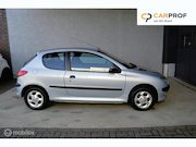 Peugeot 206 - 1.4 XR Challenge