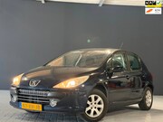 Peugeot 307 - 1.6-16V Premium