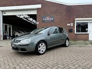 Volkswagen Golf - 1.6 FSI Trendline | Airco | Stoelverwarming
