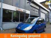 Peugeot 1007 - 1.4 Sesam Urban