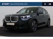 BMW iX1 - eDrive20 M Sport / Panoramadak / Sportstoelen / Co
