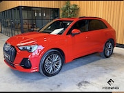 Audi Q3 - 45 TFSI e S edition. Pano. 2X S-Line. Apple-carplay. Blackli