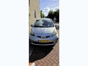 Toyota Aygo - 1.0 benzine
