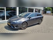 Toyota Avensis - 1.8 VVT-i Dynamic Automaat/Trekhaak/Cruise-control/Camera