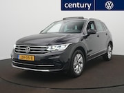 Volkswagen Tiguan - 1.4 TSI eHybrid Elegance Automaat - IQ Light - Panorama dak 