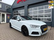 Audi A3 - Limousine 1.5 TFSI CoD Sport S Line Edition / Pano / Led / 3