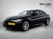 Alfa Romeo Giulia - 2.0T Sprint | Trekhaak | Clima | Navi | 12 maanden BOVAG |