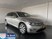 Volkswagen Passat - Variant 1.4 TSI GTE Highline, PANO, T-HAAK, LED