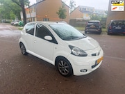 Toyota Aygo - Tweede eigenaar / Navigatie / 109.000 NAP / Volledig dealer