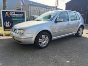 Volkswagen Golf - 2.0 Highline